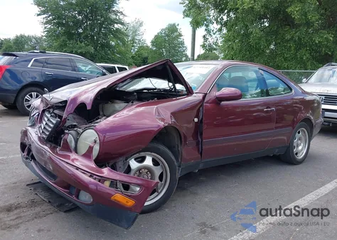 1998 Mercedes-Benz Clk 320 из США, поврежденный, VIN WDBLJ65G6WF036833